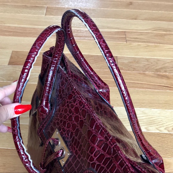 NY&Co Faux Crocodile Bag - Picture 3 of 6